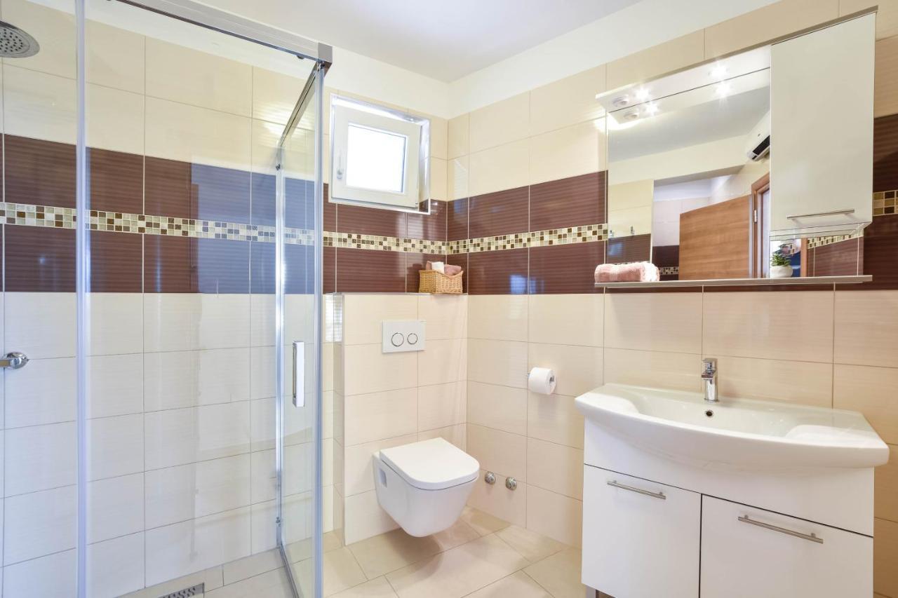 Seaside Apartment Lucie Lokva Rogoznica Zewnętrze zdjęcie